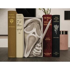 Ghostface Book Nook - Scream Horror Bookshelf Decor